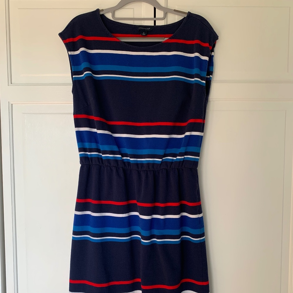 Tommy Hilfiger Jersey Knit Dress Women's Medium- elastic‎ waist- navy/red stripe